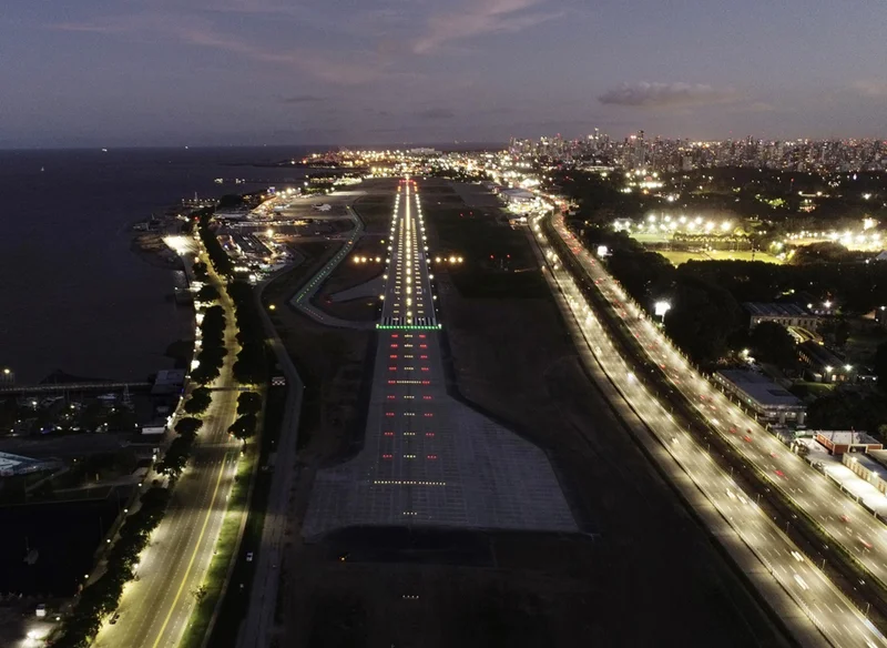 Reabrió Aeroparque con una nueva pista y una nueva terminal de vuelos internacionales